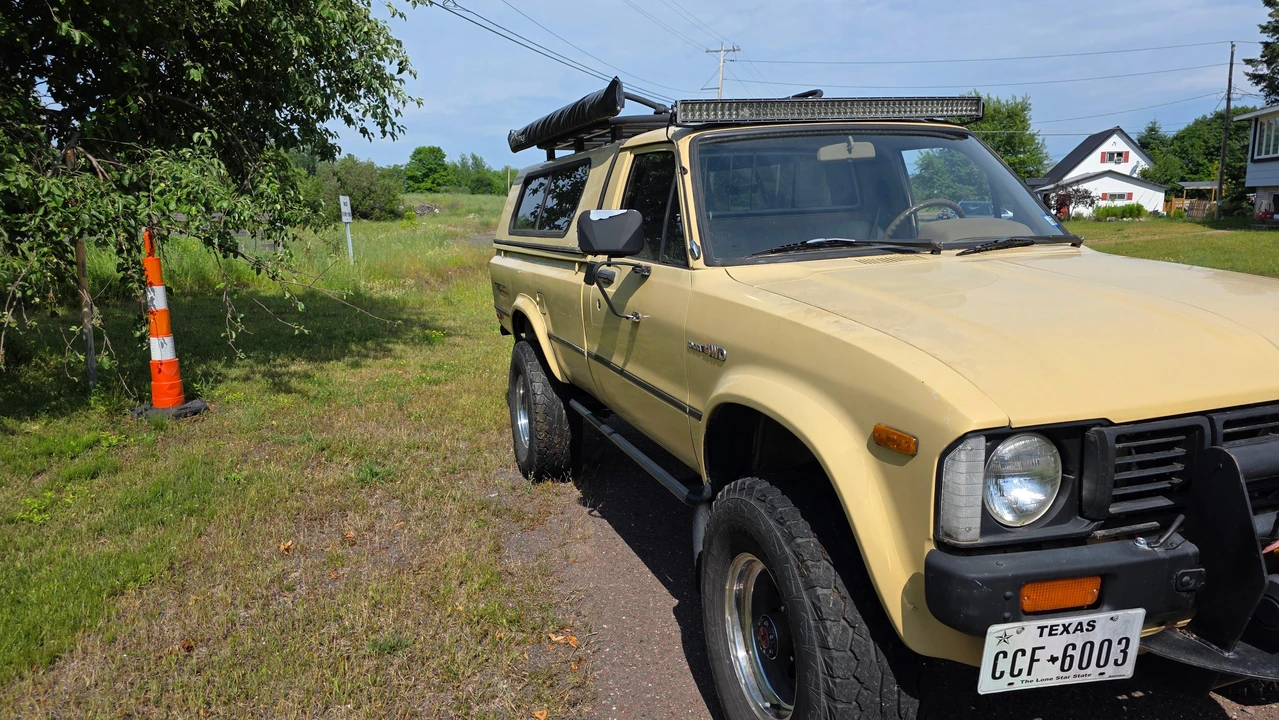 1981 Toyota Hilux 3rd Gen - Image 25 of 31