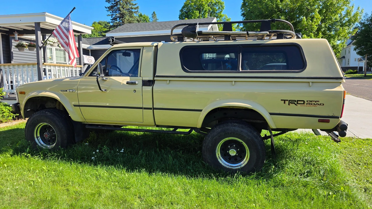 1981 Toyota Hilux 3rd Gen - Image 12 of 31
