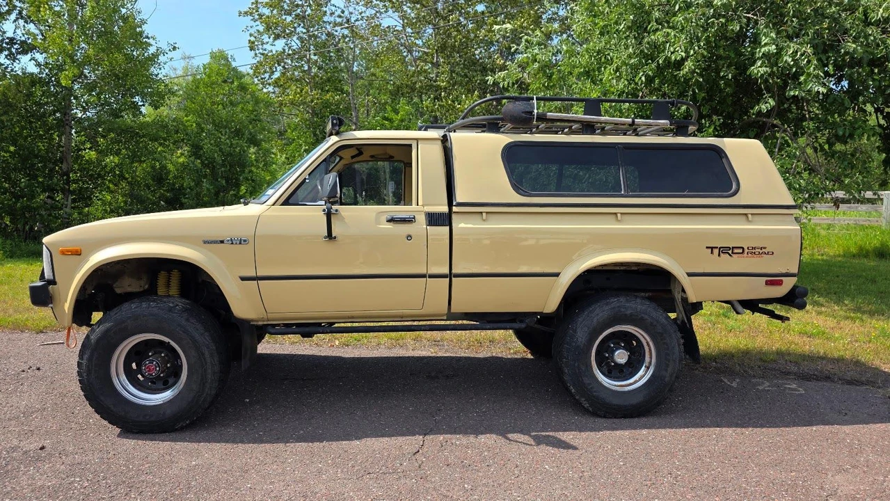 1981 Toyota Hilux 3rd Gen - Image 9 of 31
