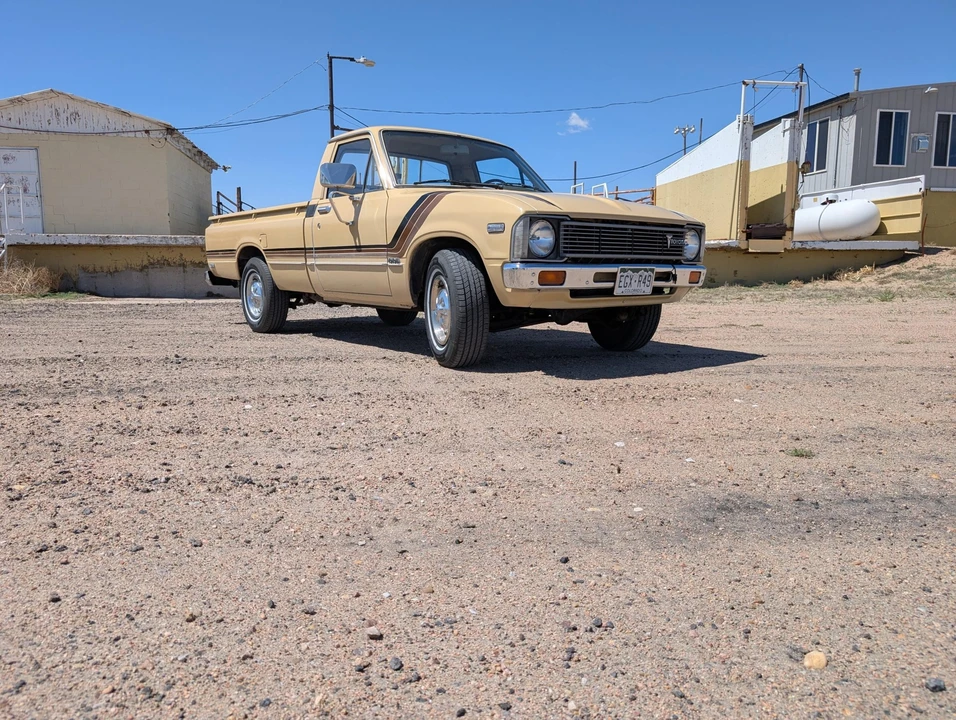 1981 Toyota Hilux 3rd Gen - Image 10 of 31