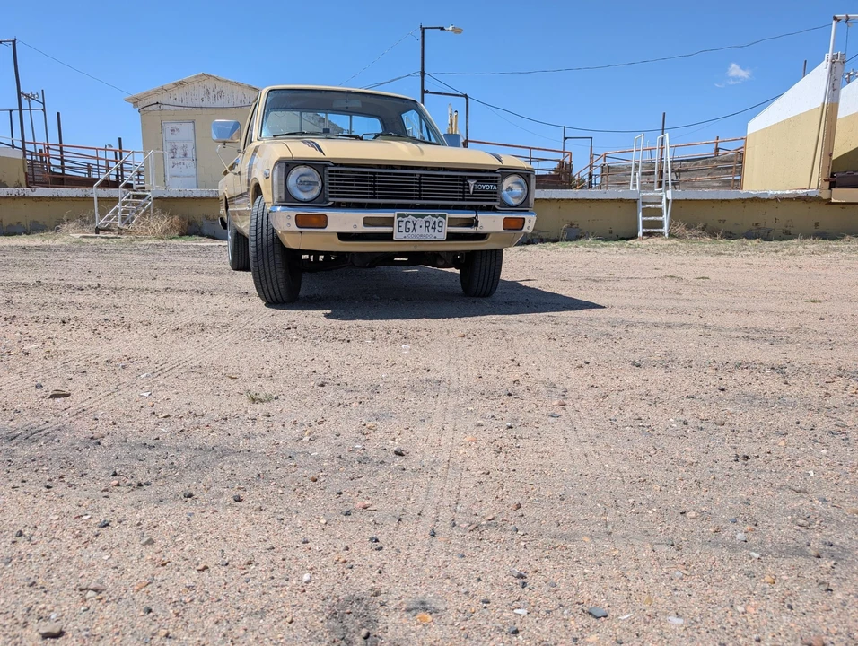 1981 Toyota Hilux 3rd Gen - Image 2 of 31