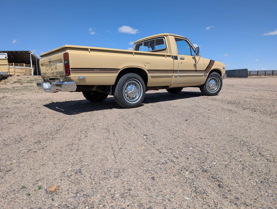 1981 Toyota Hilux 3rd Gen - Image 9 of 31