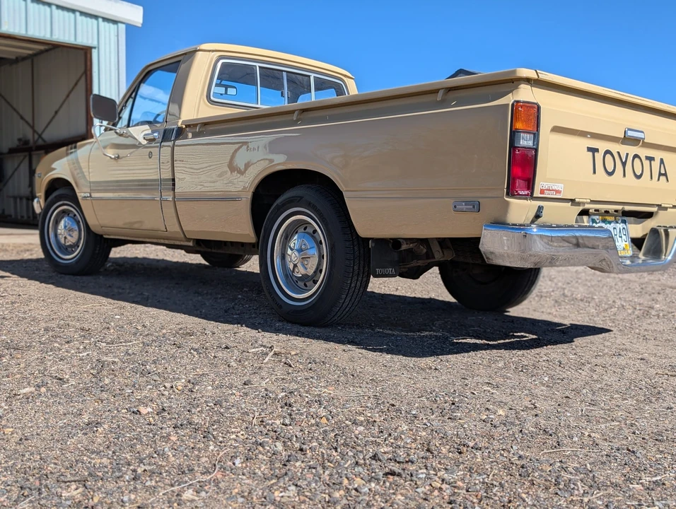 1981 Toyota Hilux 3rd Gen - Image 6 of 31