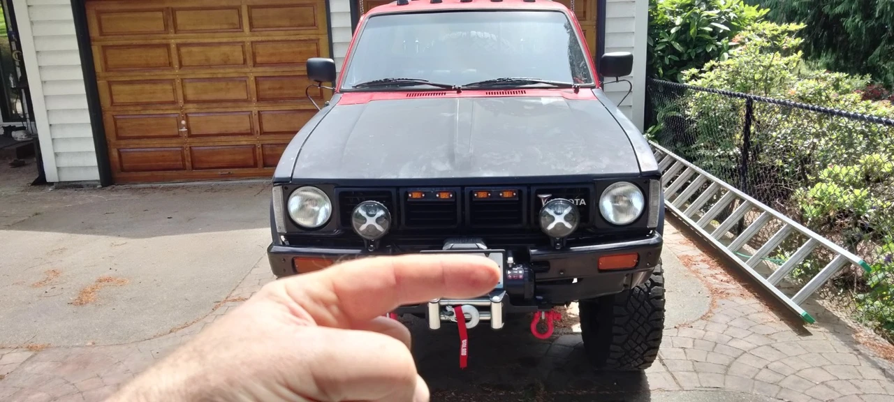 1981 Toyota Hilux 4th Gen - Image 7 of 21