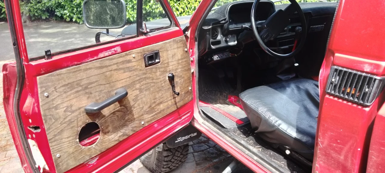 1981 Toyota Hilux 4th Gen - Image 9 of 21
