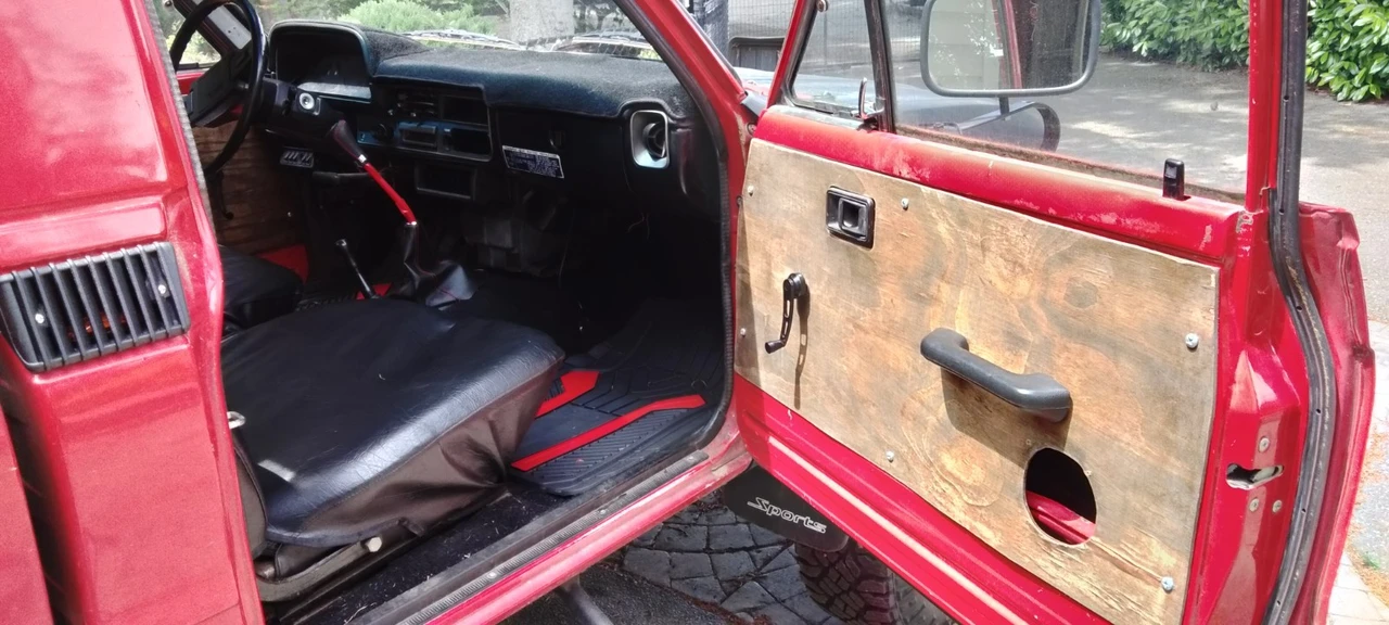 1981 Toyota Hilux 4th Gen - Image 8 of 21