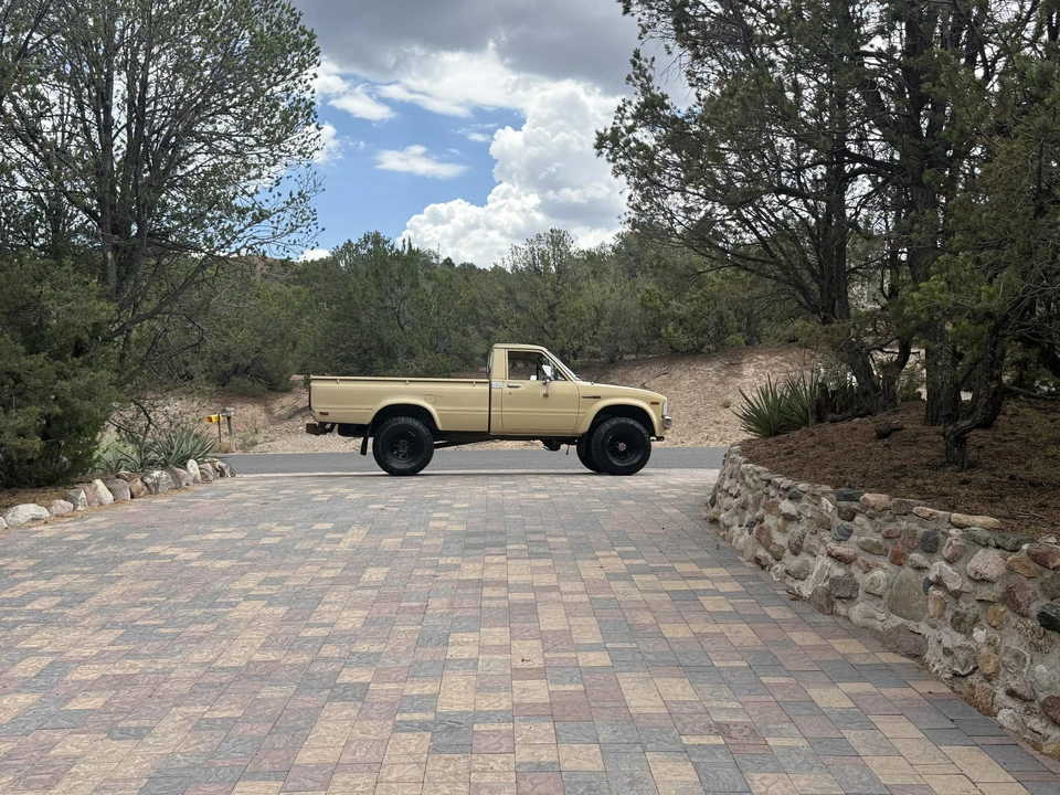 1981 Toyota Hilux 3rd Gen - Image 16 of 31