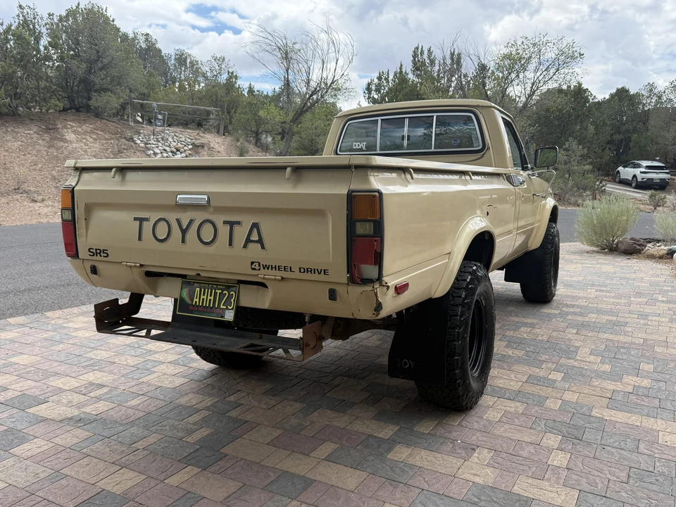 1981 Toyota Hilux 3rd Gen - Image 12 of 31