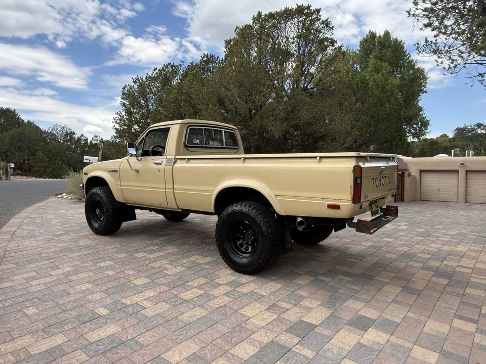 1981 Toyota Hilux 3rd Gen - Image 9 of 31