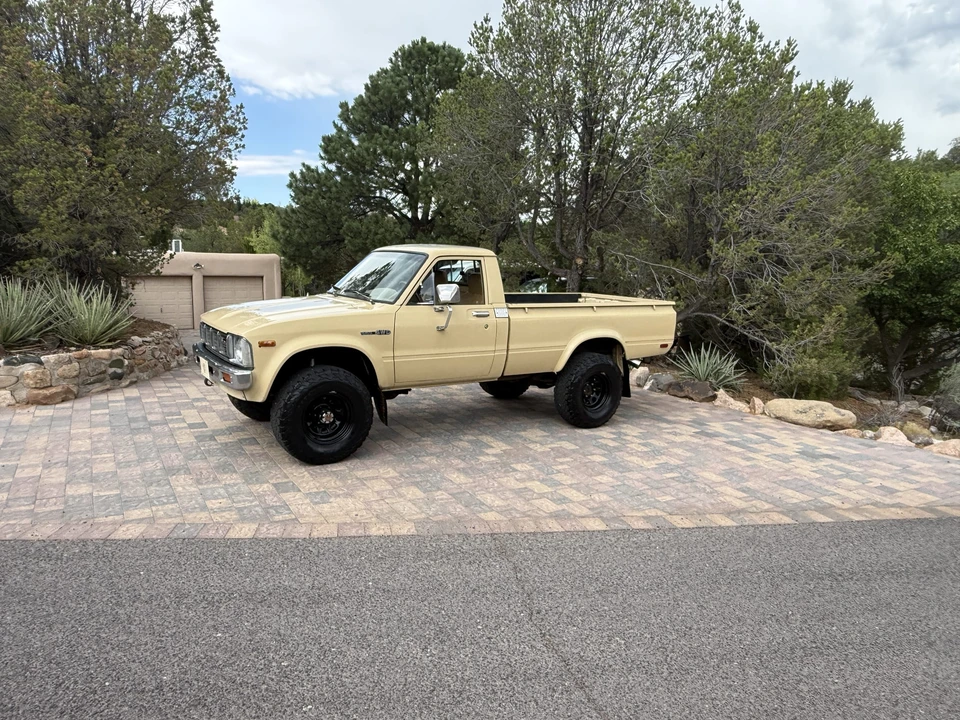 1981 Toyota Hilux 3rd Gen - Image 6 of 31