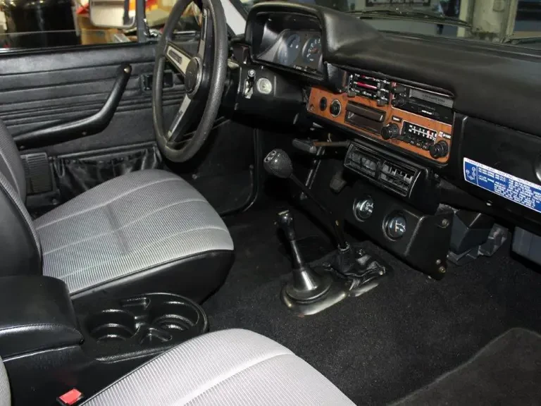 1981 Toyota Hilux 3rd Gen - Image 10 of 31