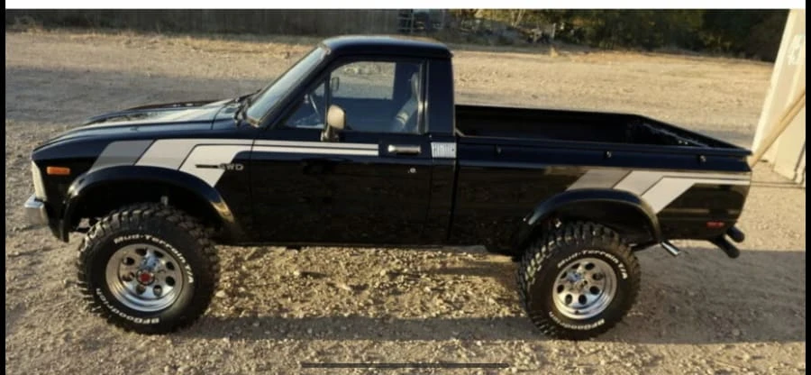 1981 Toyota Hilux 3rd Gen - Image 2 of 8
