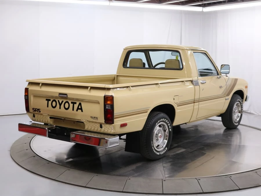 1981 Toyota Hilux 3rd Gen - Image 9 of 31