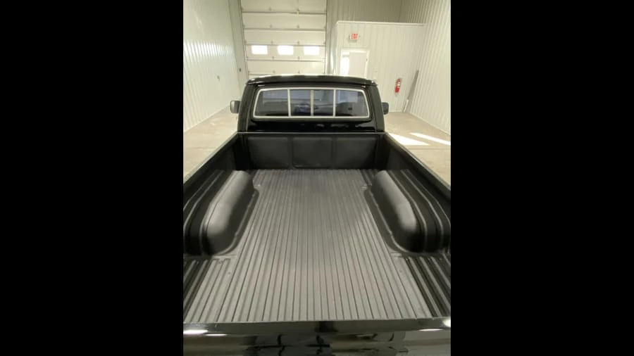 1981 Toyota Hilux 3rd Gen - Image 10 of 24