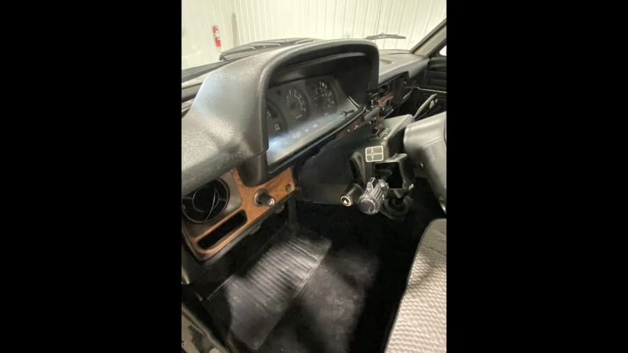 1981 Toyota Hilux 3rd Gen - Image 8 of 24