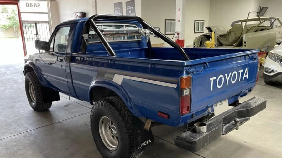 1981 Toyota Hilux 3rd Gen - Image 7 of 7