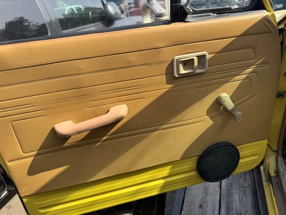 1981 Toyota Hilux 3rd Gen - Image 3 of 10