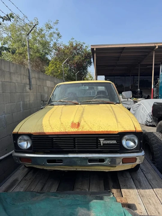 1981 Toyota Hilux 3rd Gen - Image 10 of 10