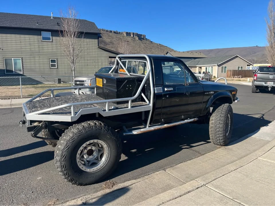 1981 Toyota Hilux 3rd Gen - Image 2 of 9