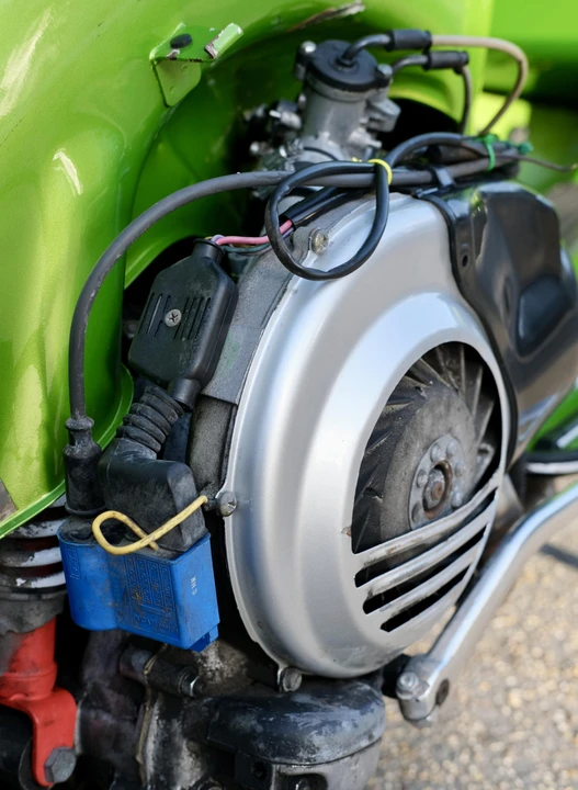 1981 Vespa Super & Primavera & P - Image 27 of 31