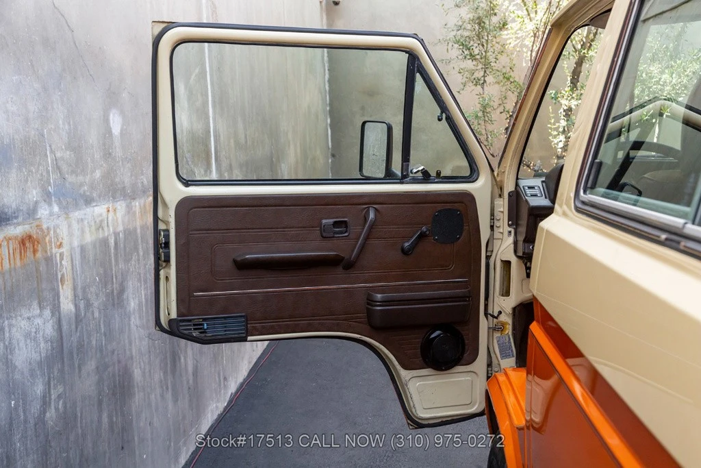 1981 Volkswagen Vanagon - Image 16 of 24
