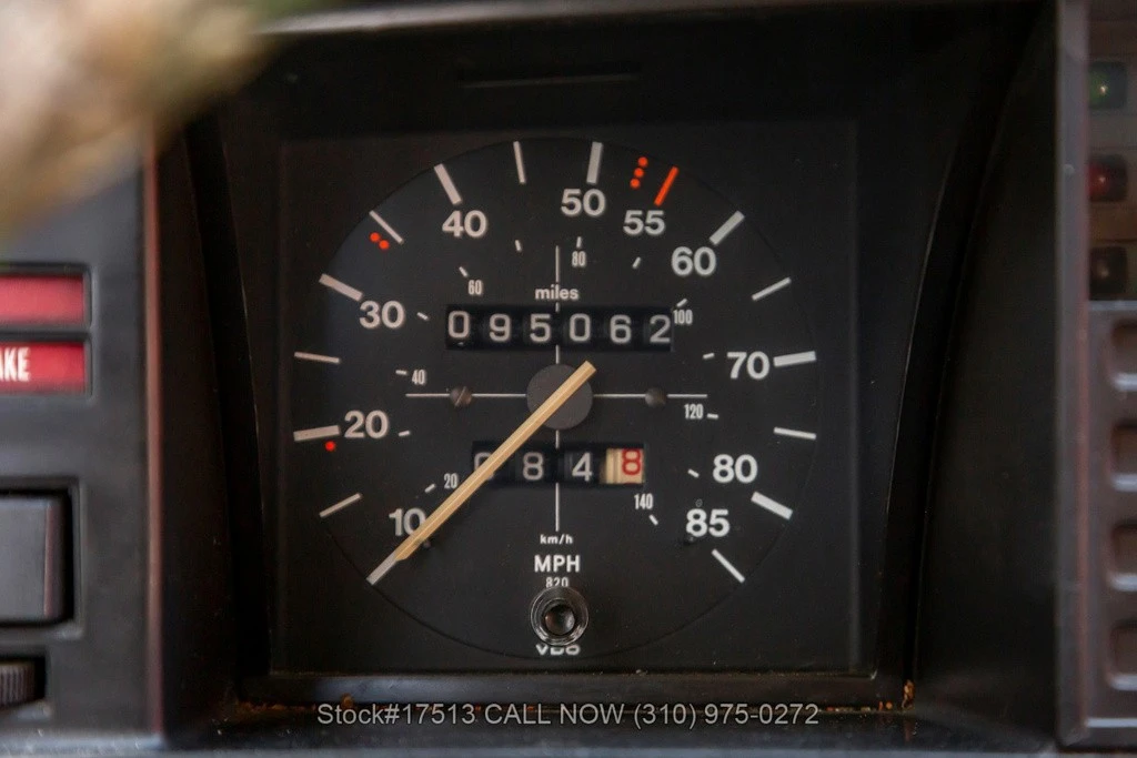 1981 Volkswagen Vanagon - Image 20 of 24