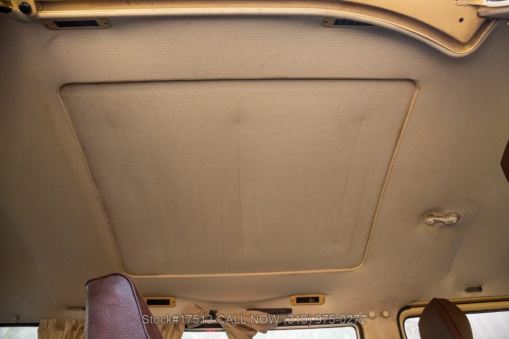 1981 Volkswagen Vanagon - Image 23 of 24