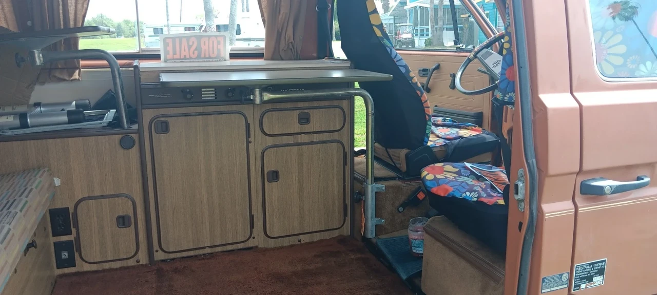 1981 Volkswagen Bay-Window Camper - Image 5 of 19