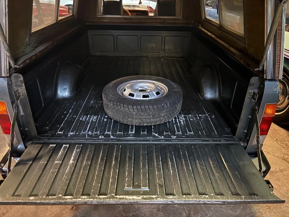 1981 Volkswagen Caddy/Rabbit Pickup - Image 29 of 31