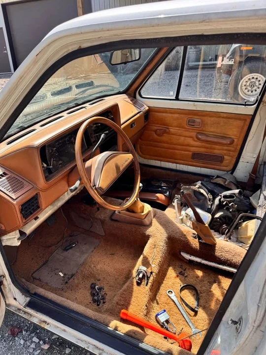 1981 Volkswagen Caddy/Rabbit Pickup - Image 6 of 8