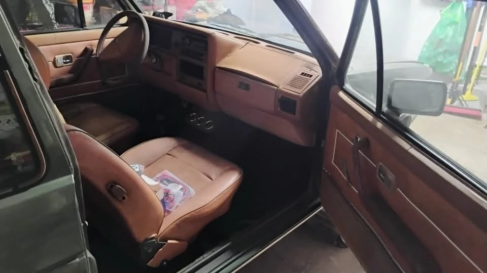 1981 Volkswagen Caddy/Rabbit Pickup - Image 4 of 11