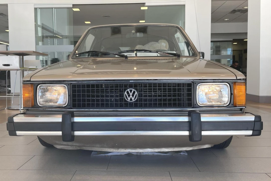 1981 Volkswagen Caddy/Rabbit Pickup - Image 2 of 12