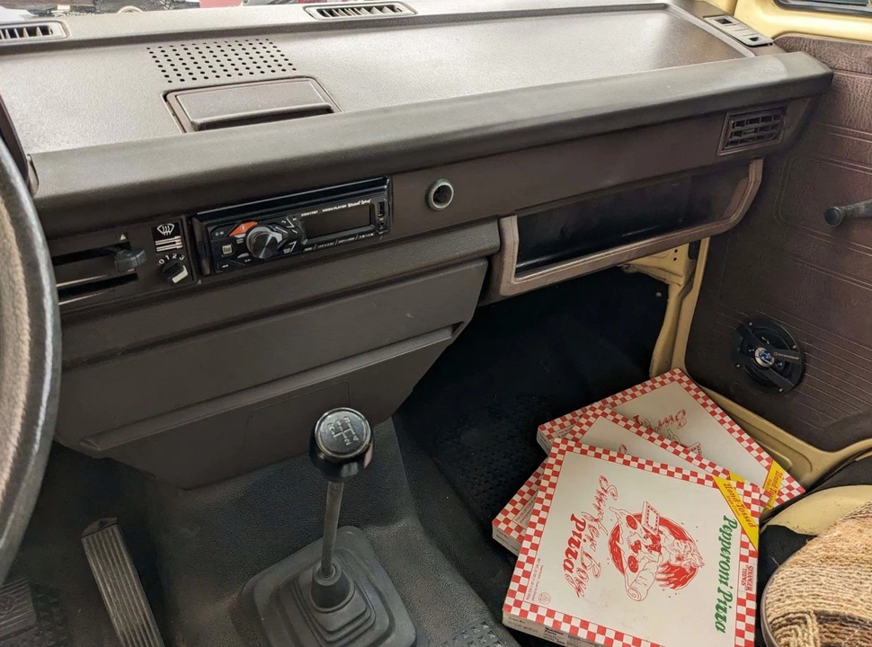 1981 Volkswagen Vanagon - Image 13 of 21