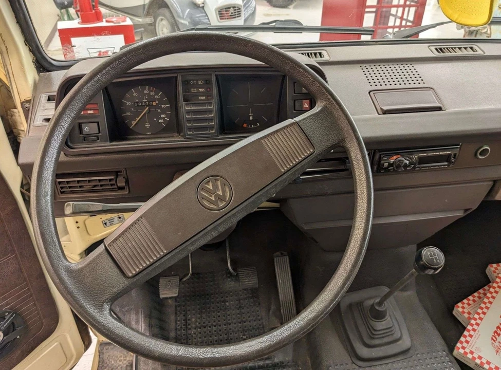 1981 Volkswagen Vanagon - Image 12 of 21
