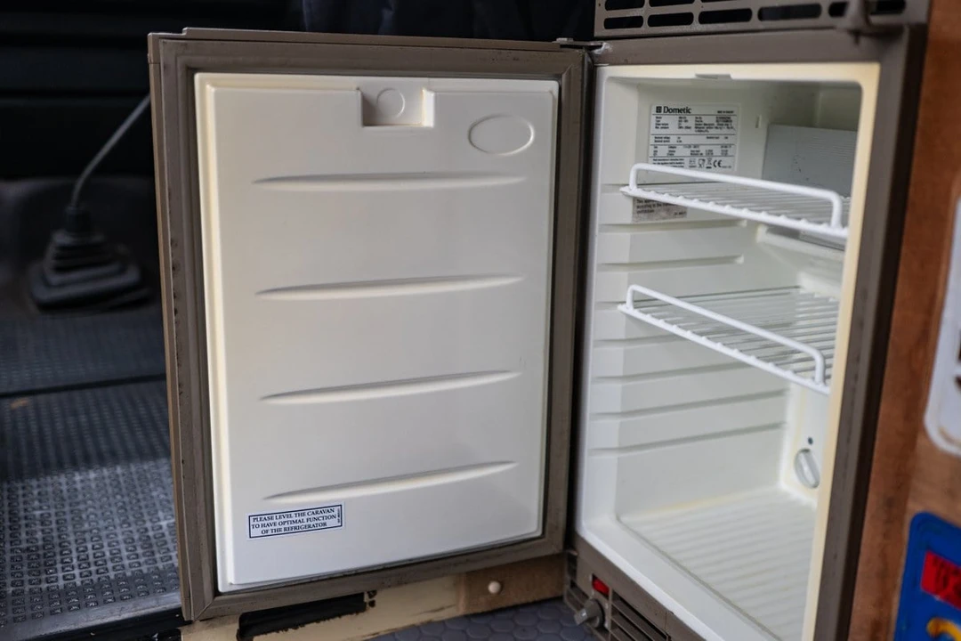 1981 Volkswagen Bay-Window Camper - Image 24 of 30
