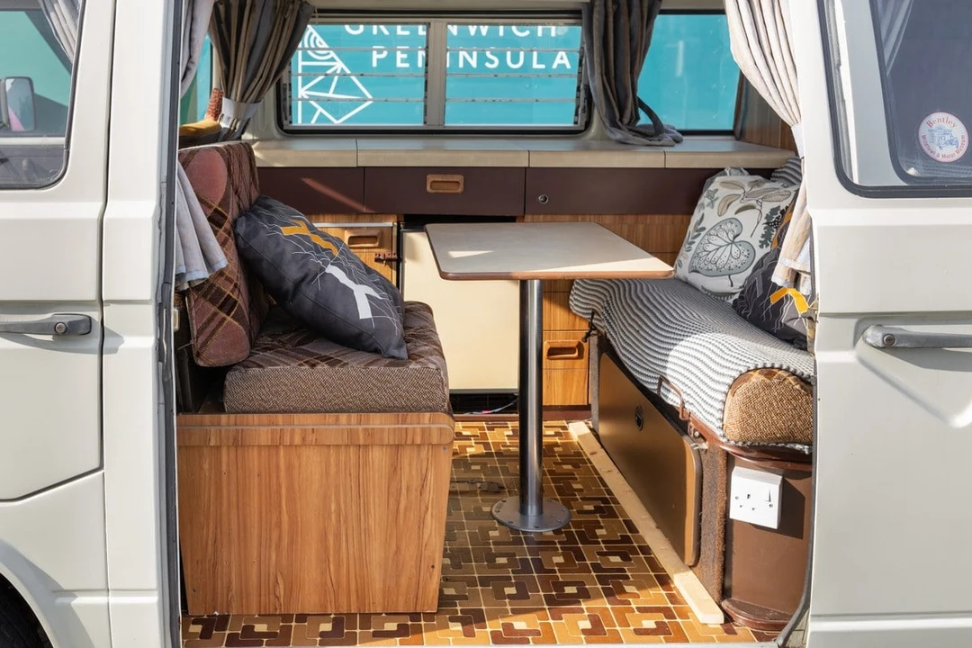 1981 Volkswagen Bay-Window Camper - Image 20 of 30