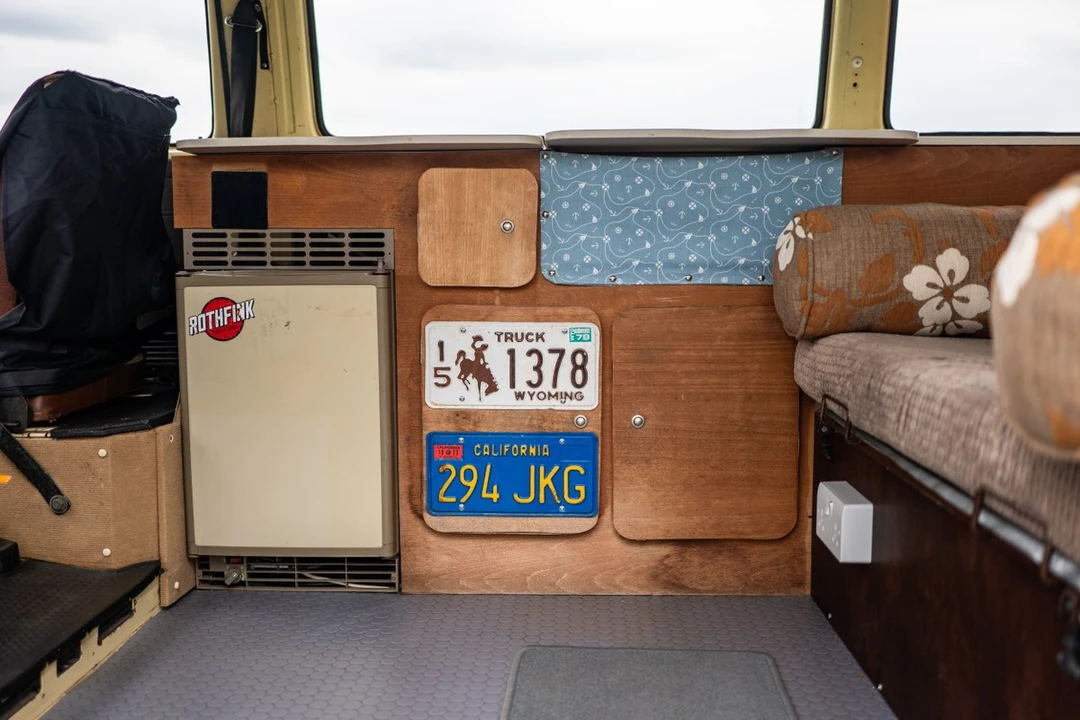 1981 Volkswagen Bay-Window Camper - Image 6 of 30