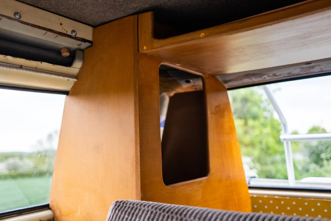 1981 Volkswagen Bay-Window Camper - Image 22 of 30