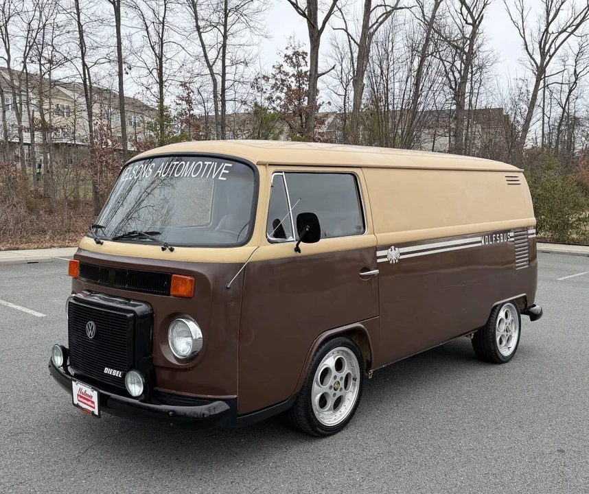 1981 Volkswagen Bay-Window Bus - Image 2 of 31