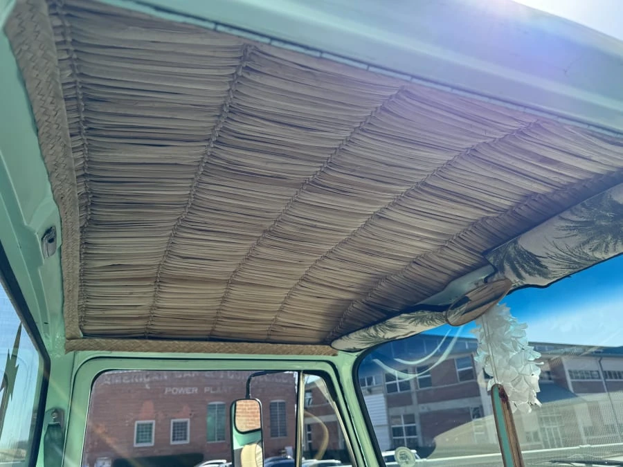 1981 Volkswagen Bay-Window Pickup - Image 7 of 9