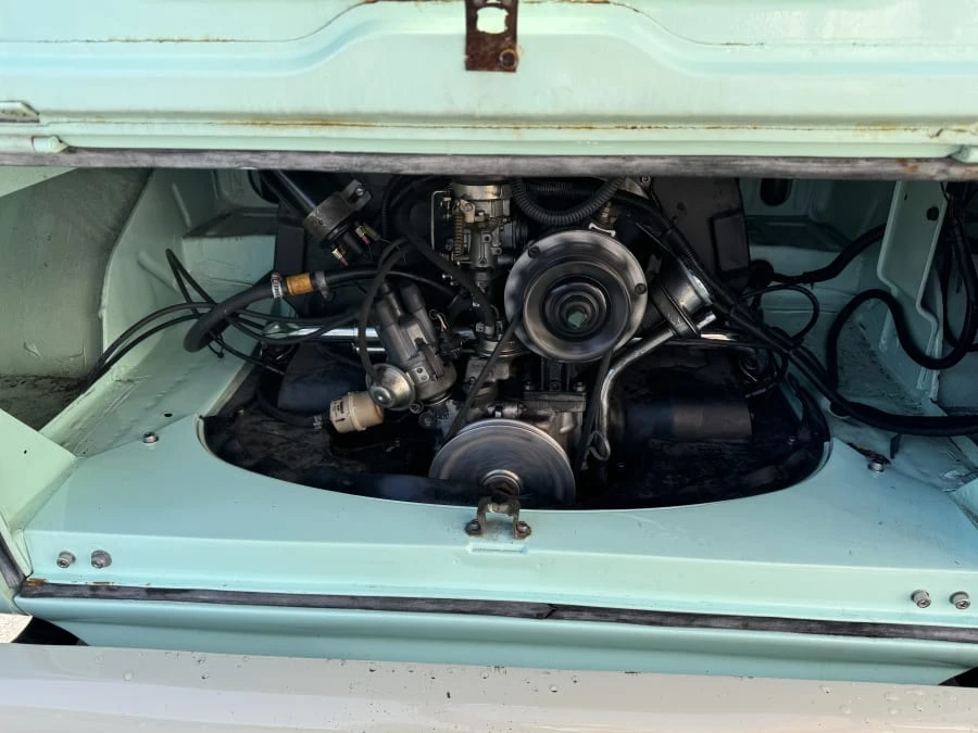 1981 Volkswagen Bay-Window Pickup - Image 8 of 9
