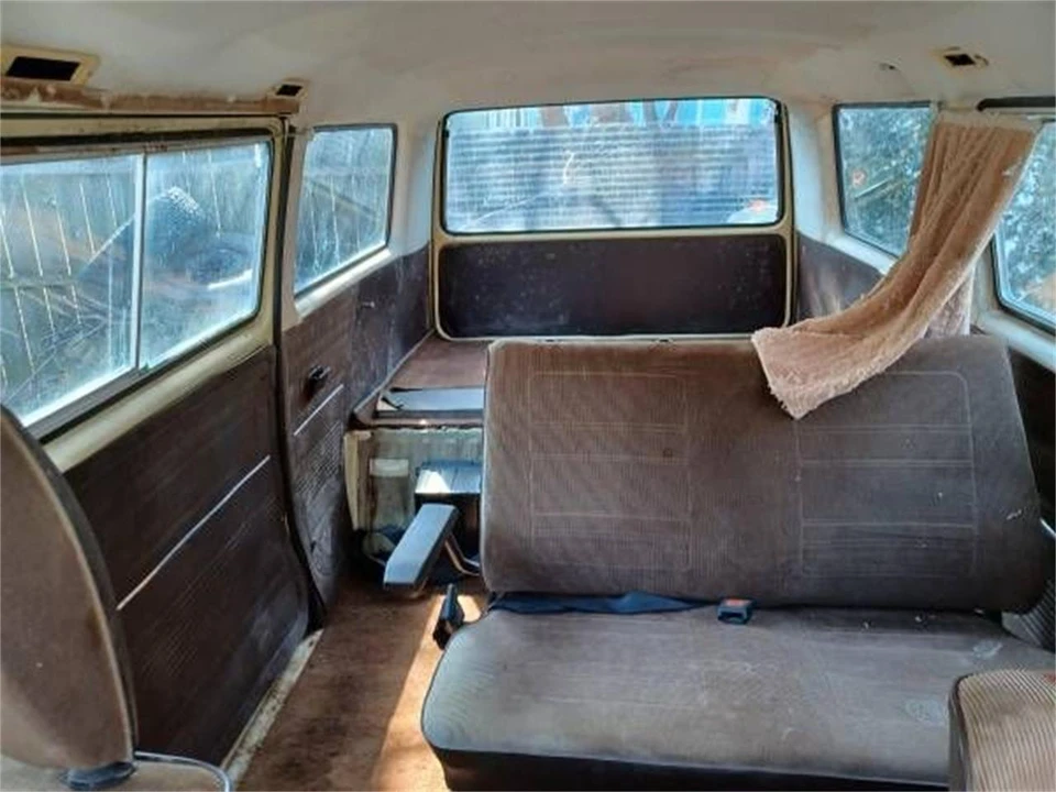 1981 Volkswagen Vanagon - Image 11 of 16