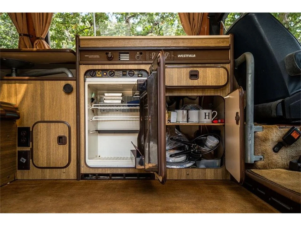1981 Volkswagen Vanagon - Image 13 of 31