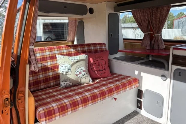 1981 Volkswagen Bay-Window Camper - Image 5 of 9