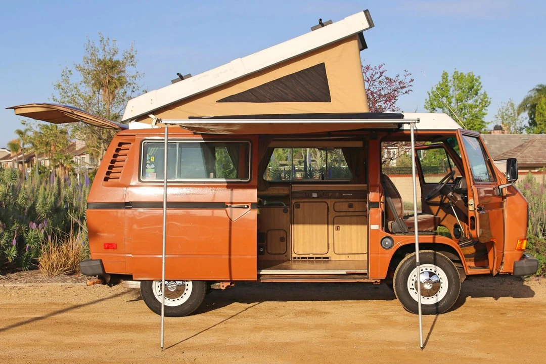 1981 Volkswagen Bay-Window Camper - Image 4 of 31