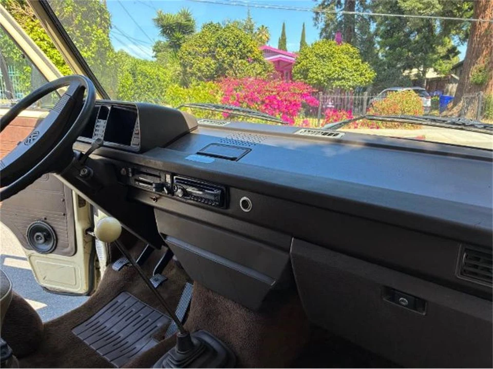 1981 Volkswagen Vanagon - Image 6 of 23