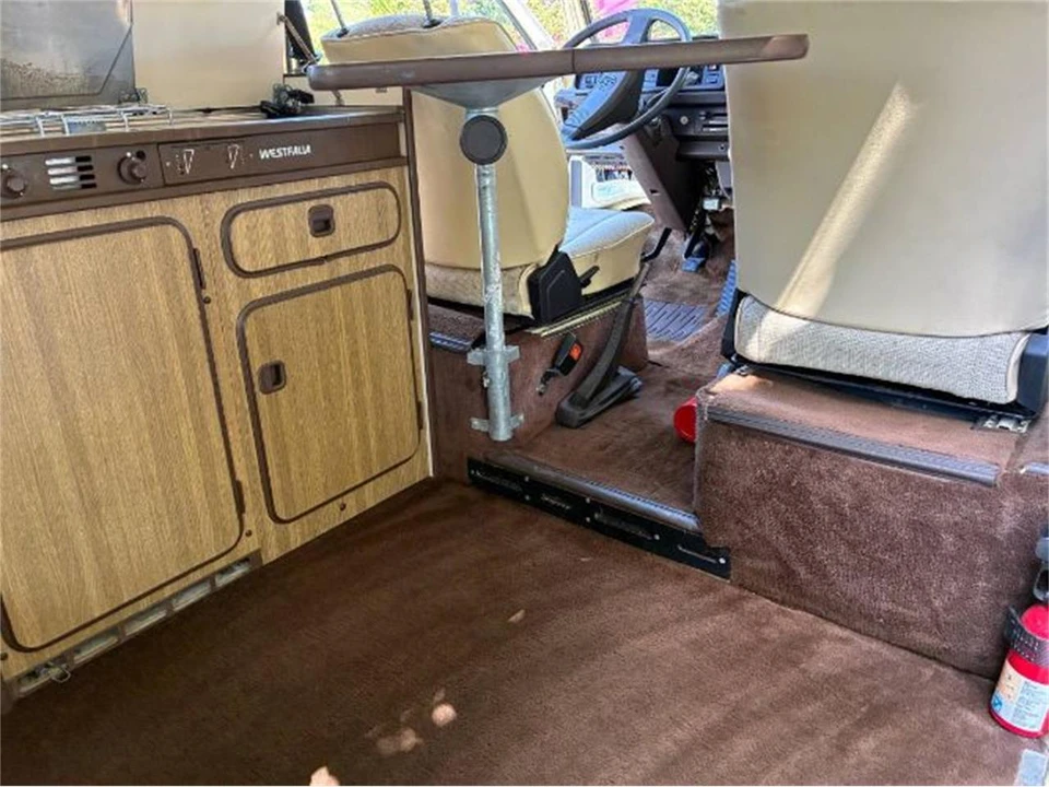 1981 Volkswagen Vanagon - Image 13 of 23