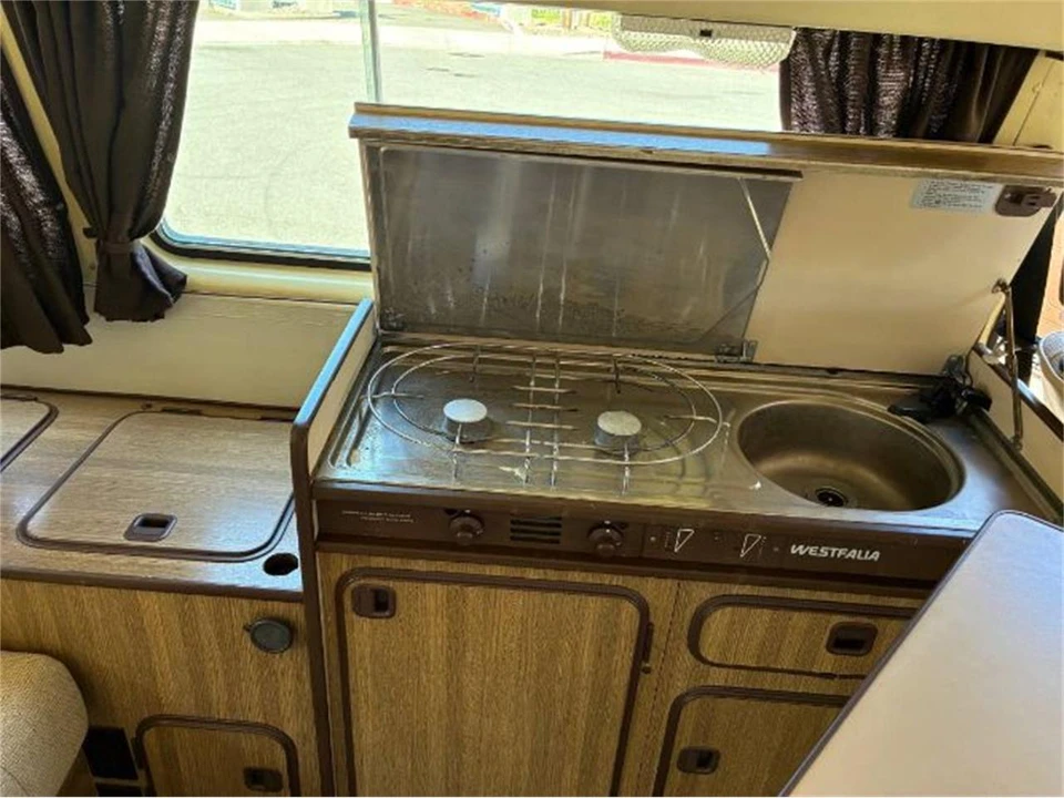 1981 Volkswagen Vanagon - Image 12 of 23