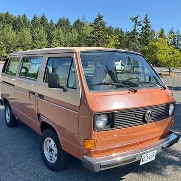 1981 Volkswagen Vanagon 7-Passenger Bus