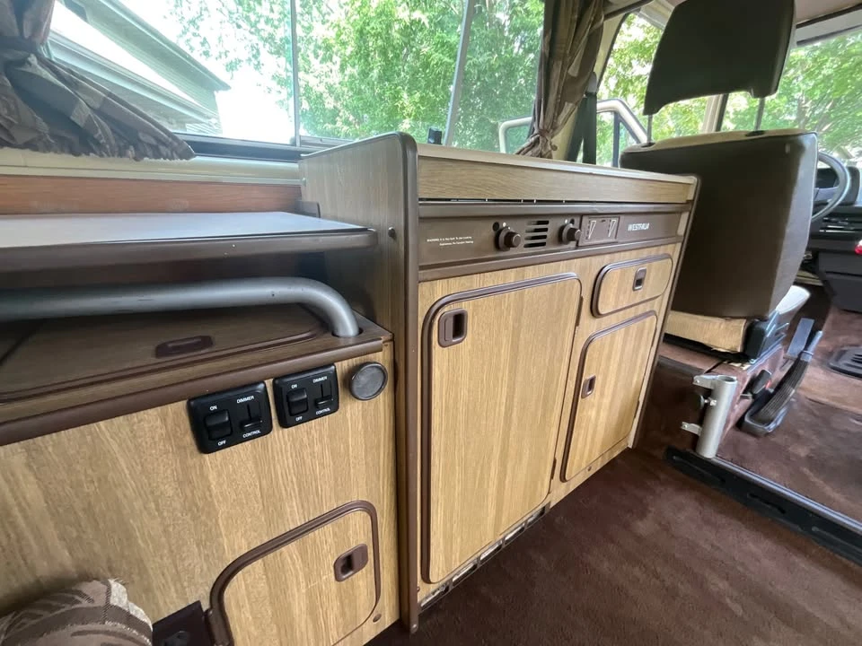 1981 Volkswagen Vanagon - Image 6 of 21